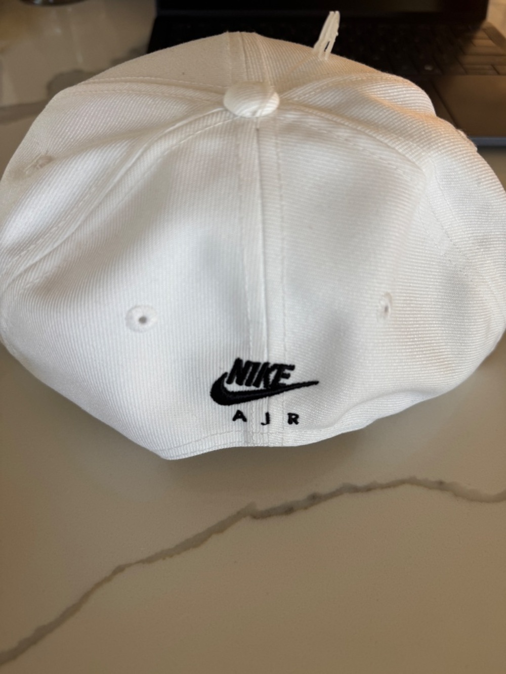 NWT Kids Nike Air Jordan SnapBack cap - Picture 2 of 3